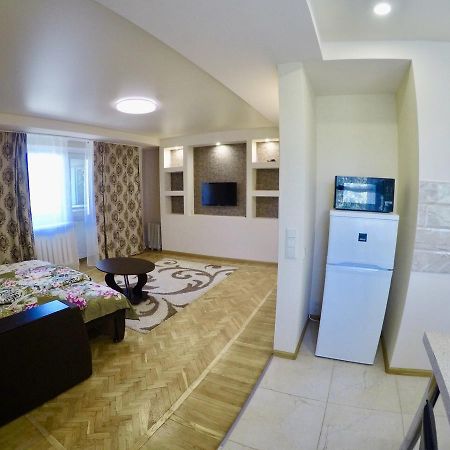 Studio apartment Kyiv Exterior photo