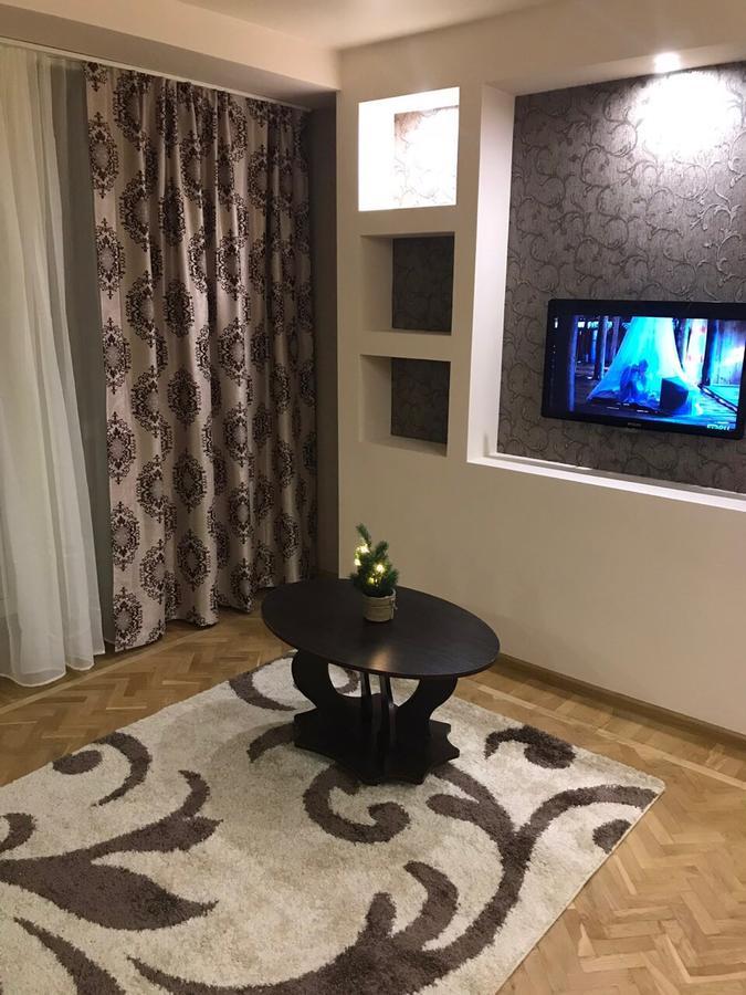 Studio apartment Kyiv Exterior photo